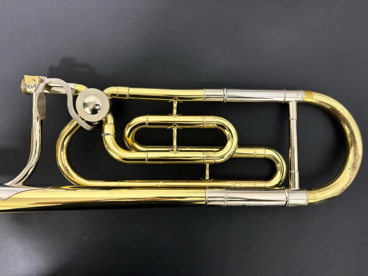 【選定品】KING 3B 2103 細管テナートロンボーン ケース付 選定品】KING 3B 2103 細管テナートロンボーン ケース付 KING / 2103